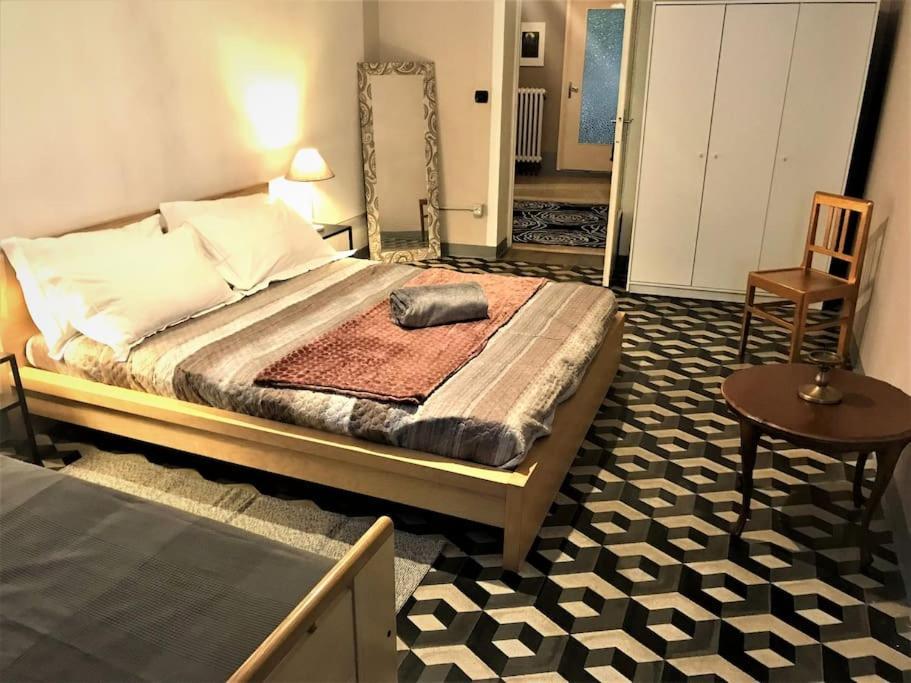 Historical Duomo Apartment Alba Esterno foto